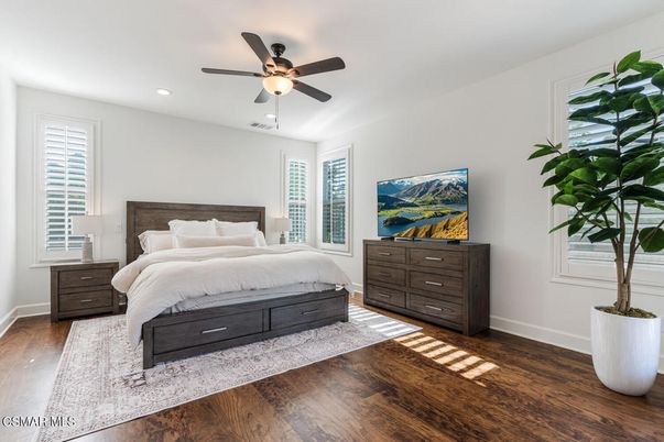 Bedroom, Interior, Recessed Lighting, Wood Texture Flooring