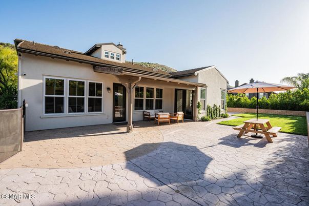 Backyard, Exterior