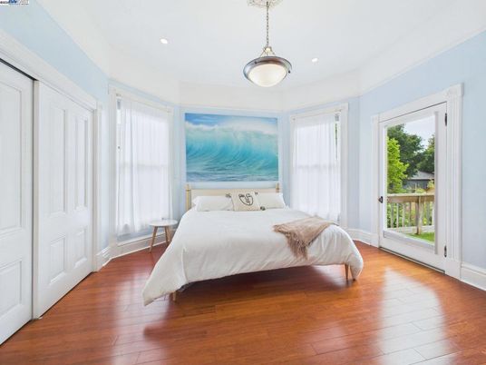 Bedroom, Interior, Pendant Lights, Recessed Lighting, Wood Texture Flooring
