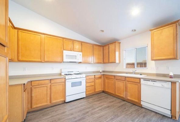Interior, Kitchen, Recessed Lighting, Wood Texture Flooring
