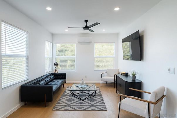 Interior, Living room, Recessed Lighting, Wood Texture Flooring