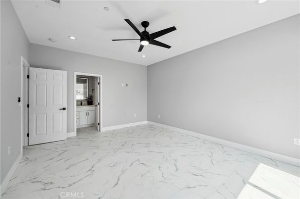 Bathroom, Empty room, Interior, Marble, Recessed Lighting