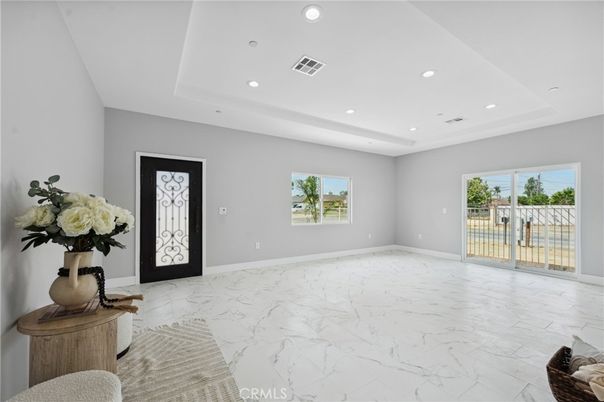 Empty room, Interior, Marble, Recessed Lighting