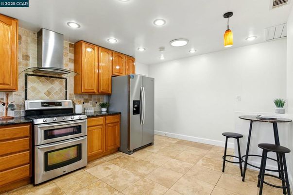 Interior, Kitchen, Pendant Lights, Recessed Lighting, Stainless Steel Appliances
