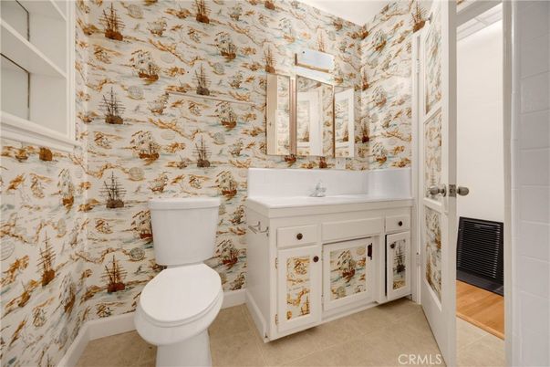 Bathroom, Interior
