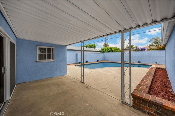 Exterior, Pool, Water