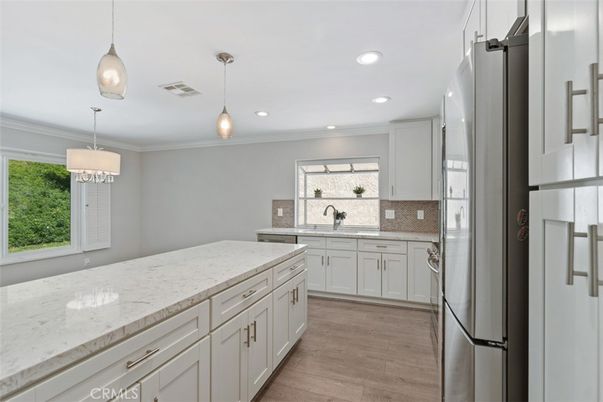 Interior, Kitchen, Pendant Lights, Recessed Lighting, Wood Texture Flooring