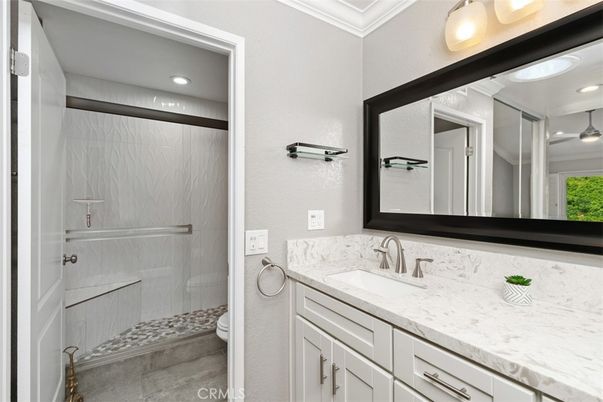 Bathroom, Interior, Recessed Lighting