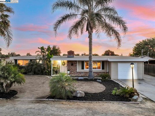 Attached, Backyard, Exterior, Facade, Ranch