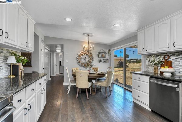 Chandelier, Dining room, Interior, Kitchen, Recessed Lighting, Wood Texture Flooring