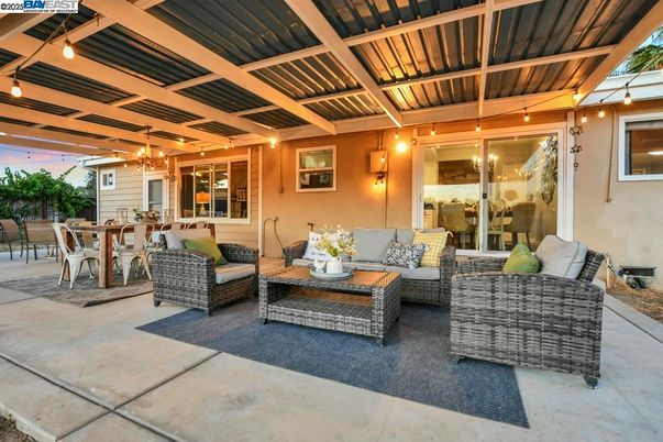 Chandelier, Dining room, Exterior