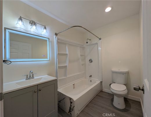Bathroom, Interior, Recessed Lighting, Wood Texture Flooring