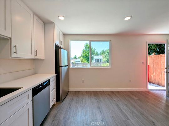 Interior, Kitchen, Recessed Lighting, Wood Texture Flooring