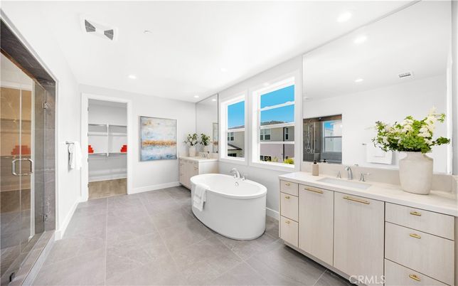 Bathroom, Dual Sink Vanities, Free Standing Baths, Interior, Recessed Lighting