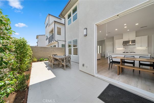 Exterior, Kitchen