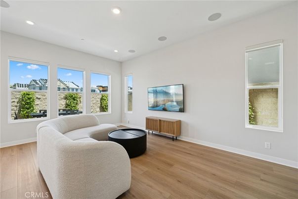 Interior, Living room, Recessed Lighting, Wood Texture Flooring
