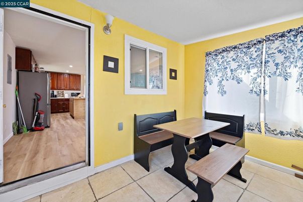 Dining room, Interior, Kitchen, Recessed Lighting, Wood Texture Flooring