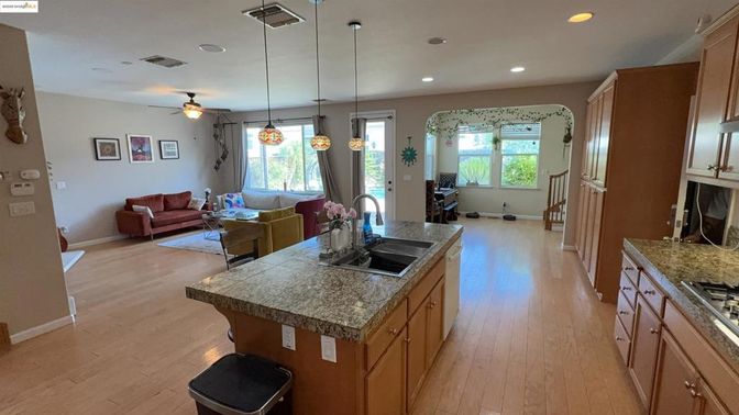 Interior, Kitchen, Living room, Pendant Lights, Recessed Lighting, Wood Texture Flooring