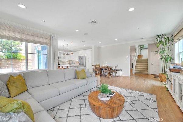 Dining room, Interior, Kitchen, Living room, Pendant Lights, Recessed Lighting, Stainless Steel Appliances, Wood Texture Flooring