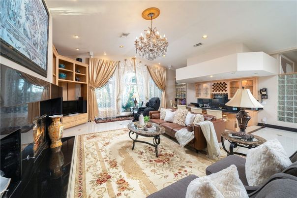 Chandelier, Interior, Kitchen, Living room, Recessed Lighting, Wood Texture Flooring