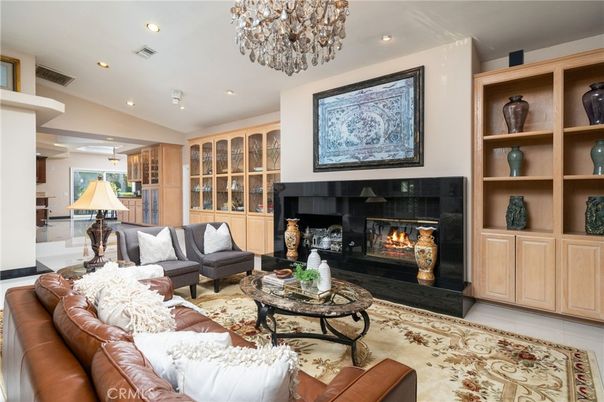Chandelier, Fireplace, Interior, Living room, Recessed Lighting