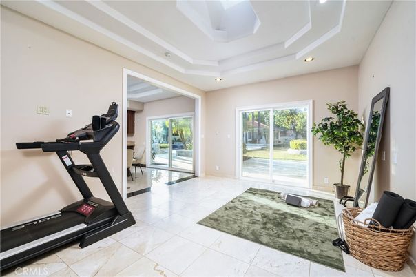 Fitness Equipment, Interior, Recessed Lighting