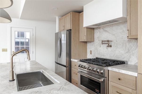 Interior, Kitchen, Stainless Steel Appliances