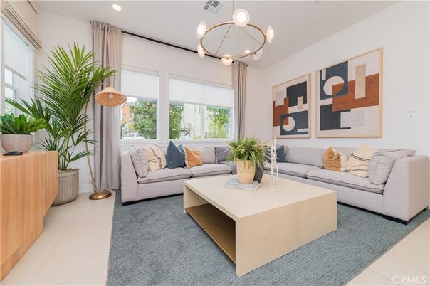 Interior, Living room, Pendant Lights, Recessed Lighting
