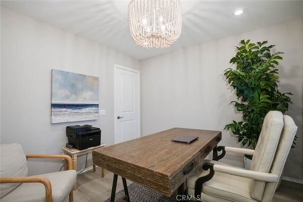 Chandelier, Home Office, Interior, Recessed Lighting, Wood Texture Flooring