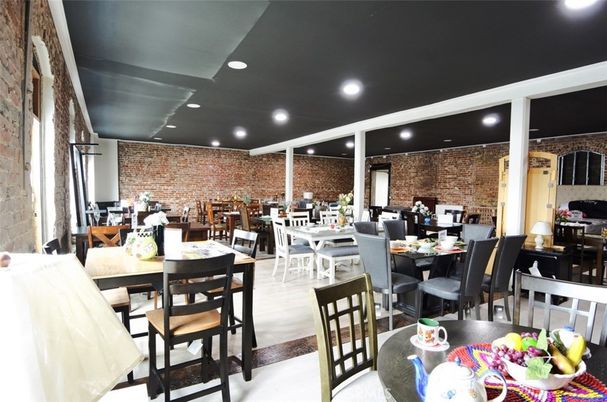 Dining room, Interior, Recessed Lighting, Stone Walls