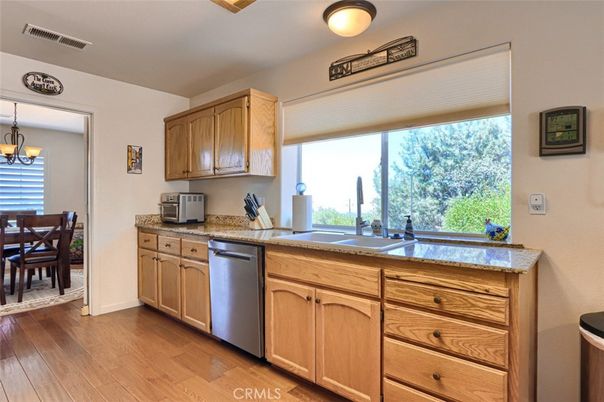 Chandelier, Dining room, Interior, Kitchen, Wood Texture Flooring