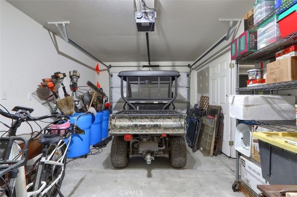 Garage, Interior