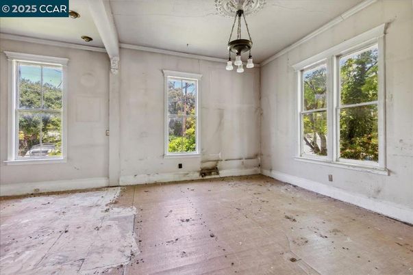 Chandelier, Empty room, Interior