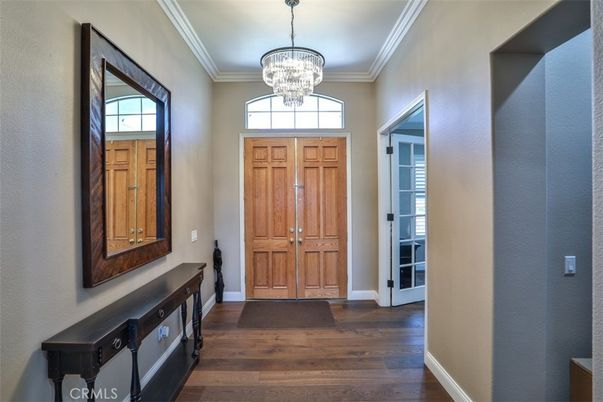 Chandelier, Interior, Wood Texture Flooring