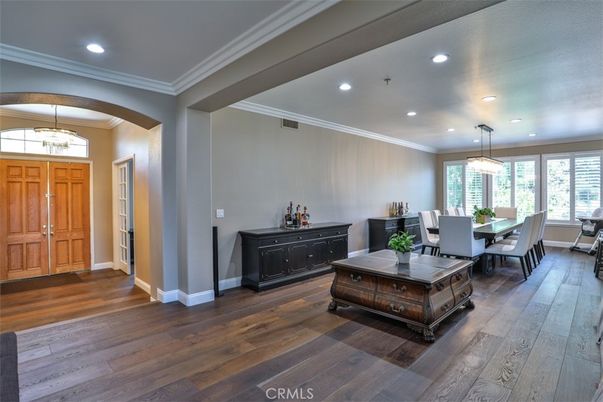 Chandelier, Dining room, Interior, Pendant Lights, Recessed Lighting, Wood Texture Flooring