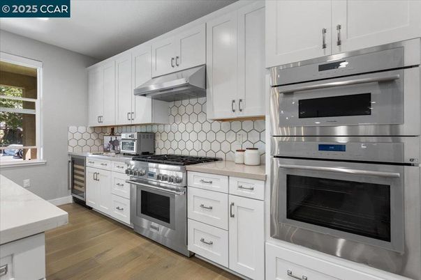 Interior, Kitchen, Stainless Steel Appliances, Wood Texture Flooring