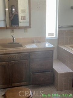 Bathroom, Interior, Tile Countertops