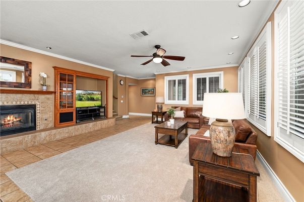 Fireplace, Interior, Living room, Recessed Lighting