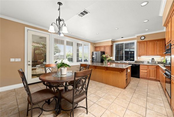 Chandelier, Dining room, Interior, Kitchen, Recessed Lighting