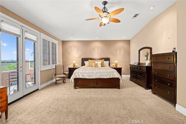 Bedroom, Interior, Recessed Lighting, Water