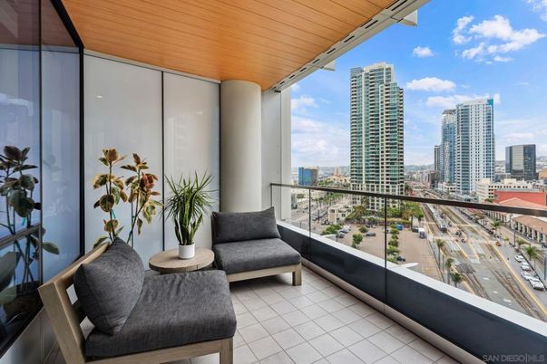 Exterior, Interior, Other, Skyline