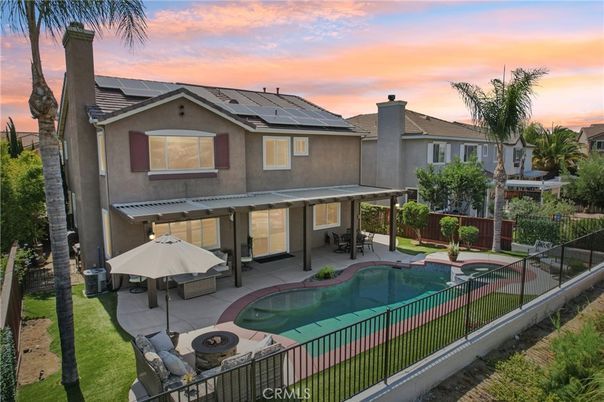 Exterior, Hot Tub, Pool, Solar Panels