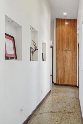 Interior, Recessed Lighting