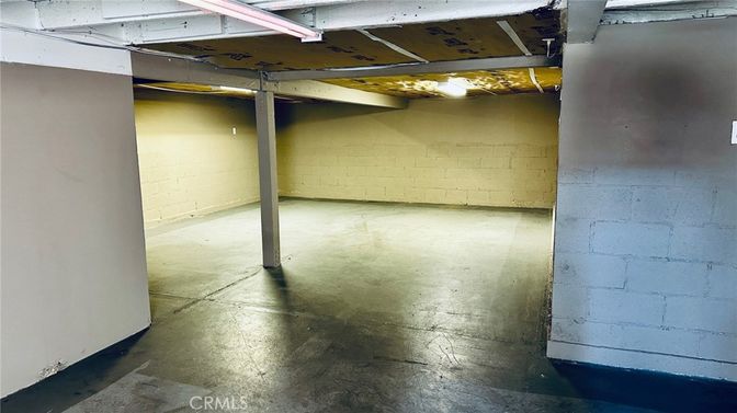 Garage, Interior, Stone Walls