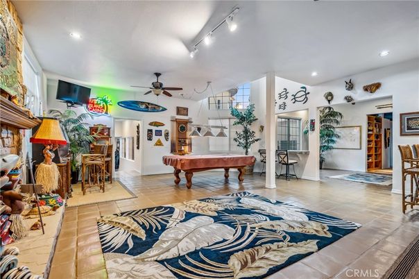 Billiard Table, Game Room, Interior, Recessed Lighting