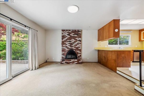 Empty room, Fireplace, Interior, Kitchen, Recessed Lighting