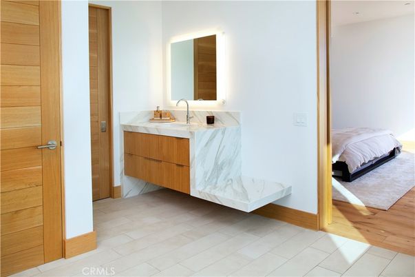 Bathroom, Bedroom, Interior