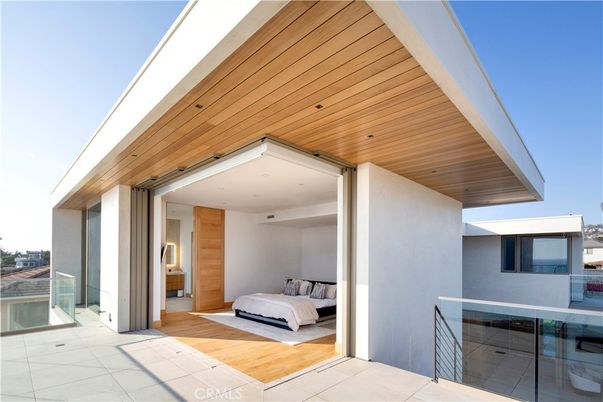 Exterior, Wood Texture Flooring