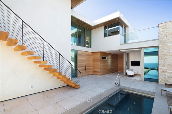 Exterior, Pool, Water