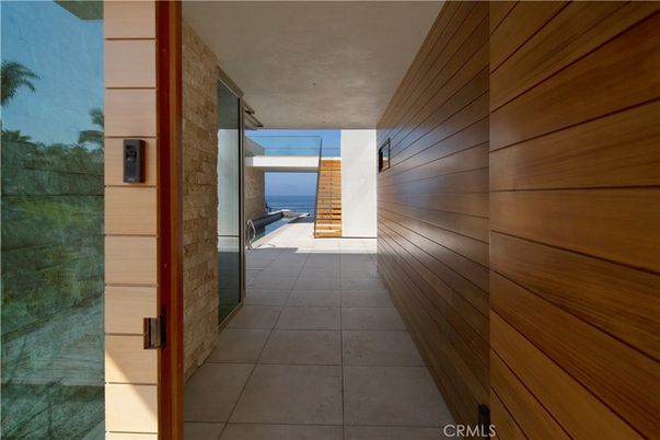 Interior, Water
